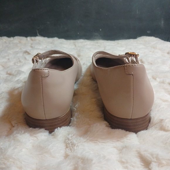 Clarks Natalyn Lane Flat Womens 10M Beige Leather NEW - Picture 2 of 9